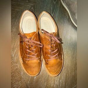 Ecco Soft Brown Leather Tennis Shoe Low Top Lace Up Size 9